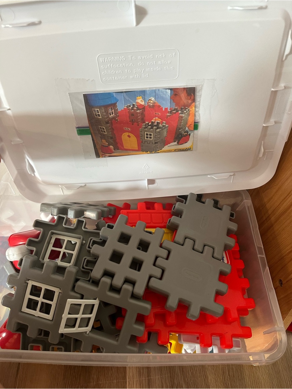 1990’s little tikes Interlocking Castle & village Building Set